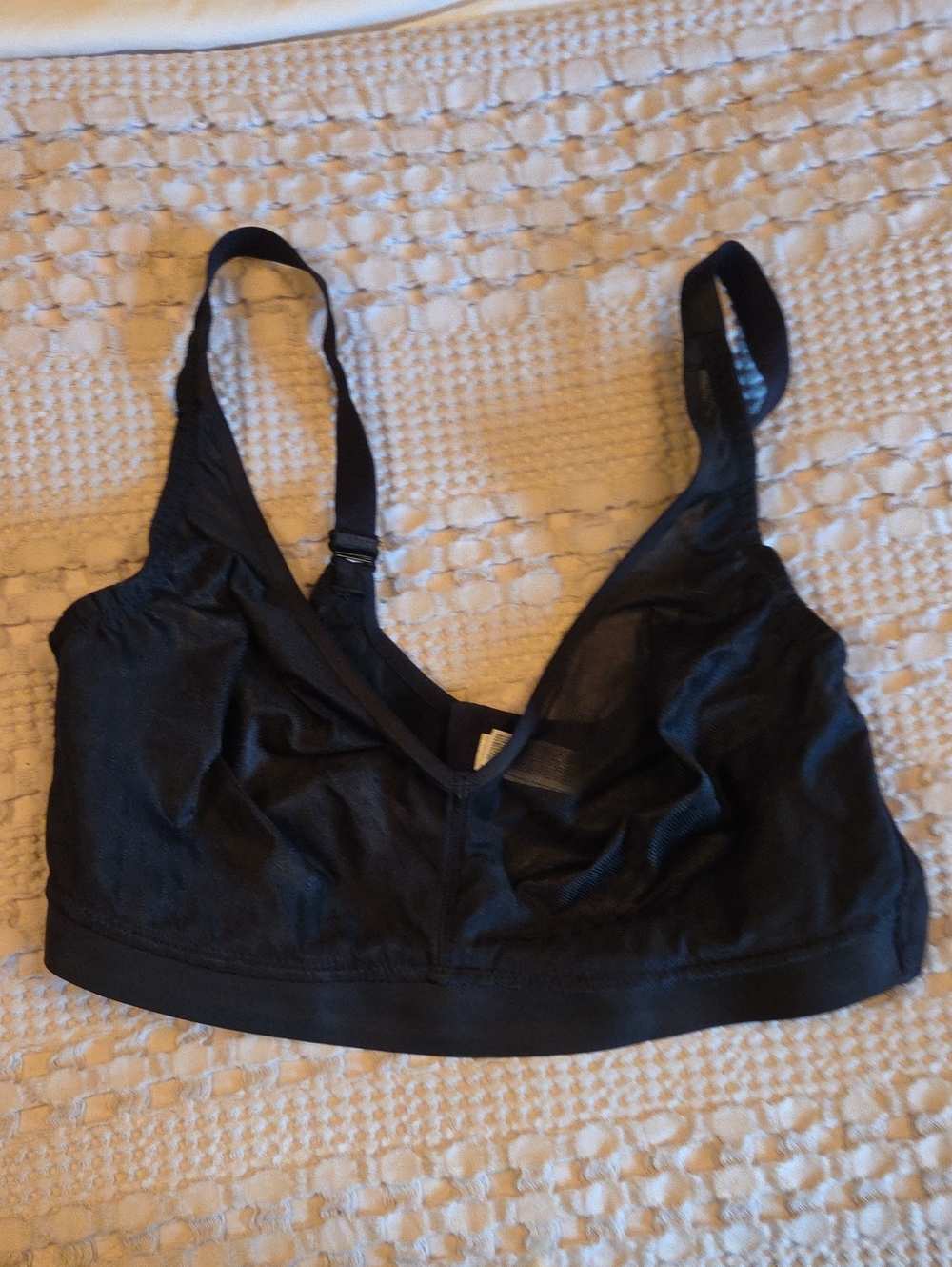 Wacoal Black Wireless Bralette with Adjustable Straps